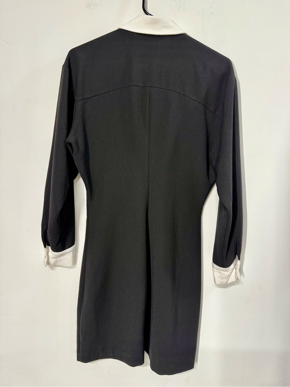 Zara Black Long-Sleeve Shirt Dress with White Collar and Cuffs - Picture 2 of 8